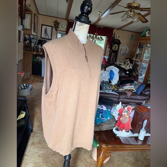 Men’s John W. Nordstrom 100% Cashmere tan half zip sweater vest. - Picture 5 of 16